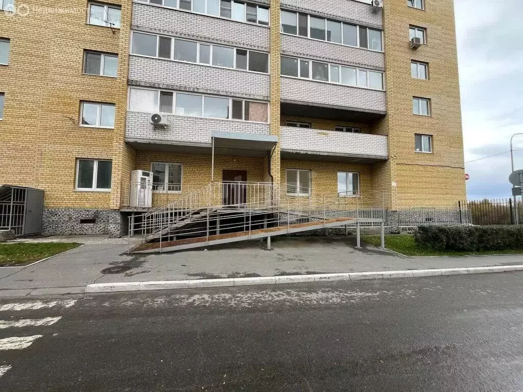 Помещение свободного назначения (100 м) - Фото 0