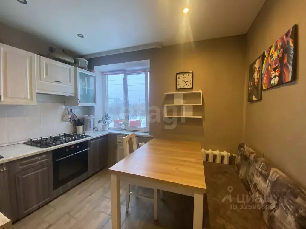 3-к кв. Калининградская область, Балтийский городской округ, пос. ... - Фото 1