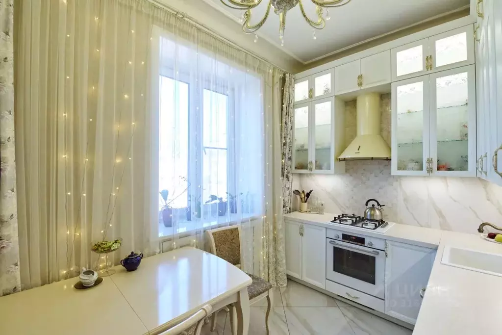 4-к кв. Ярославская область, Ярославль просп. Ленина, 18/50 (86.4 м) - Фото 1