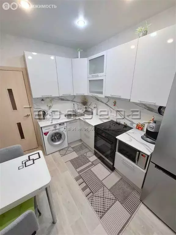 1-комнатная квартира: Красноярск, Норильская улица, 16И (36 м) - Фото 0