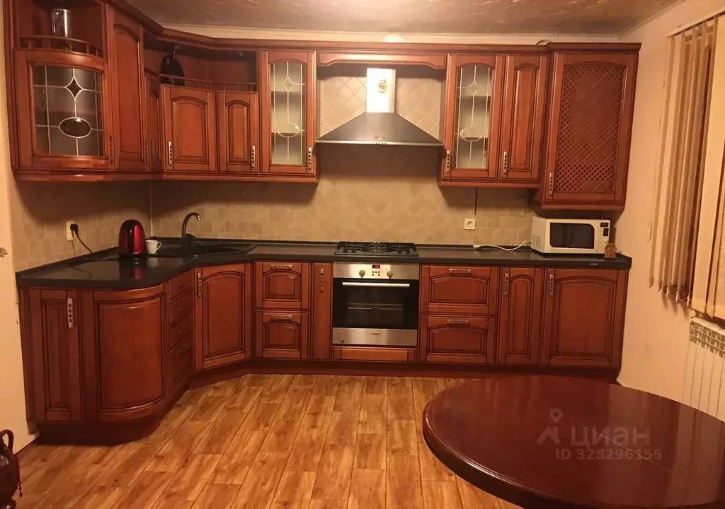 Дом в Крым, Симферополь ул. Фурманова (130 м) - Фото 1