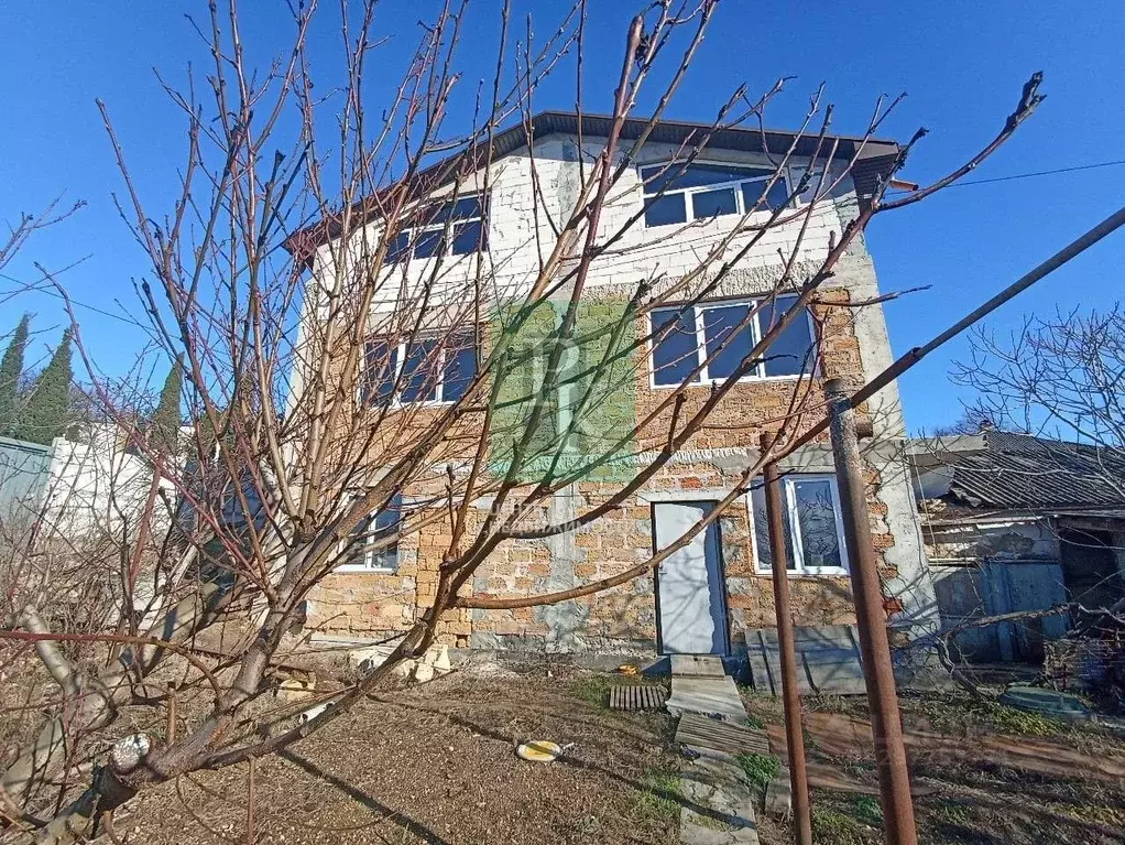 Дом в Севастополь ул. Гранатная, 10 (297 м) - Фото 1