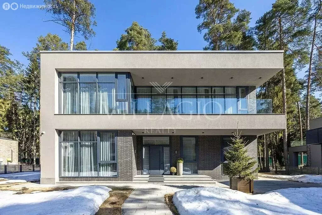 Дом в Одинцовский городской округ, КП Маслово парк (380 м) - Фото 1