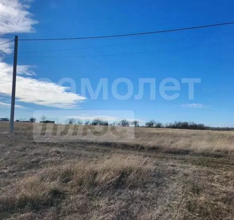 Участок в Крым, Симферопольский район, с. Урожайное  (6.0 сот.) - Фото 1