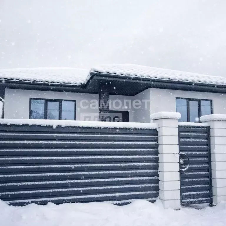 Дом в Курская область, Курский район, Моковский сельсовет, д. 2-я ... - Фото 1