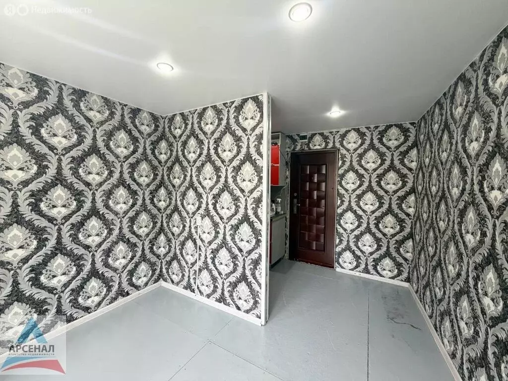 1к в 9-комнатной квартире (12 м) - Фото 2