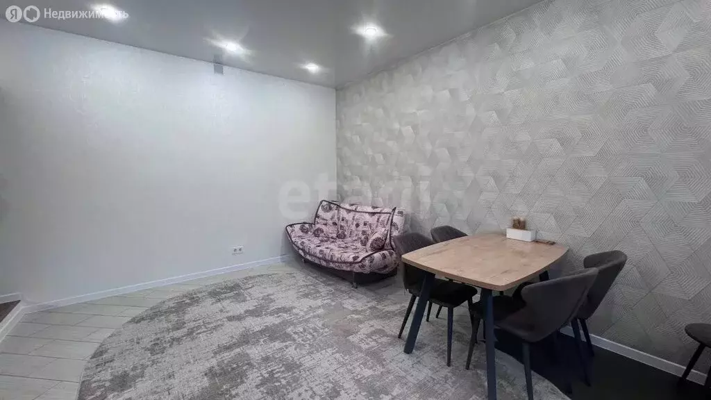 3-комнатная квартира: Октябрьский, Успешная улица, 12 (96 м) - Фото 1