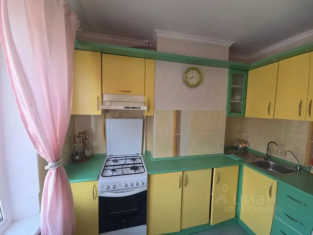 3-к кв. Краснодарский край, Геленджик ул. Островского, 79а (68.0 м) - Фото 0