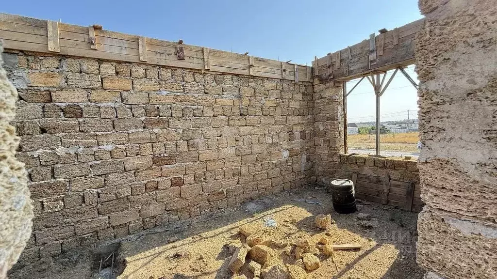 Дом в Крым, Симферопольский район, с. Мирное ул. Добрая (110 м) - Фото 1