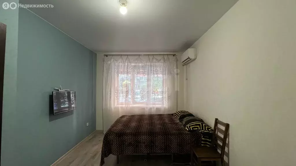 1-комнатная квартира: Краснодар, улица им. Героя Яцкова И.В., 17к1 (33 ... - Фото 1