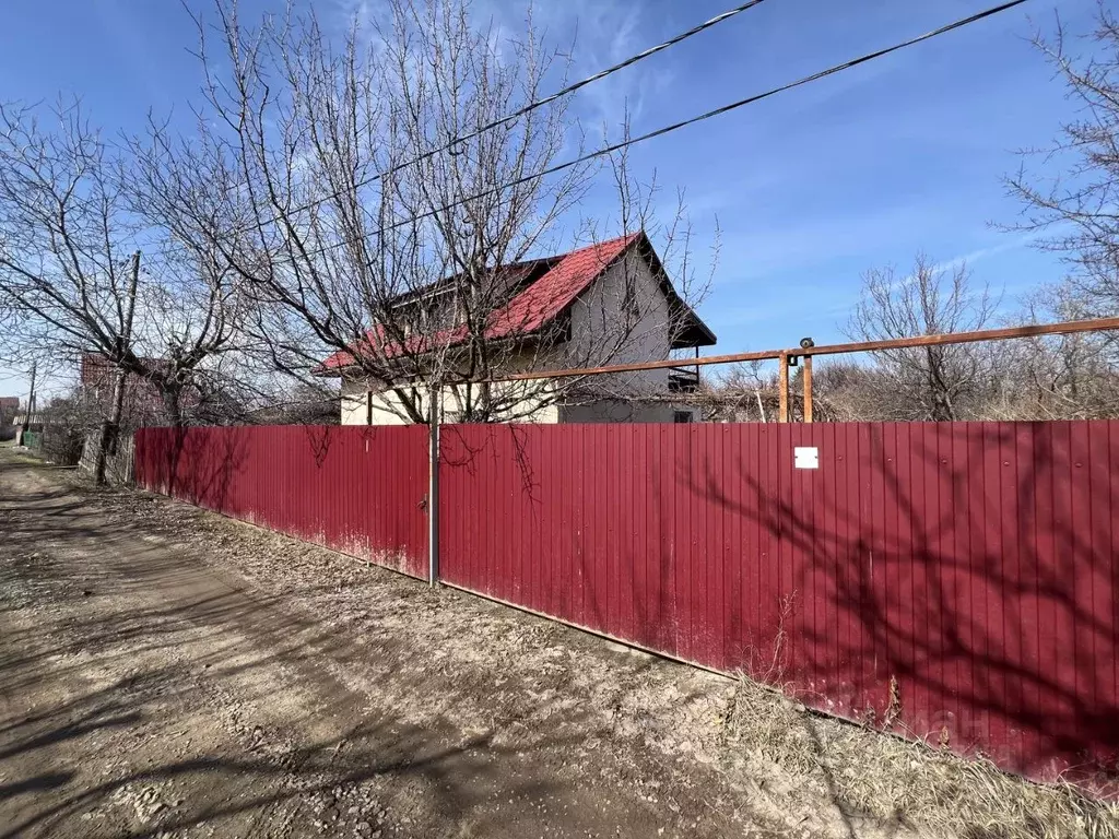 Дом в Волгоградская область, Волжский Энергетик СНТ, ул. 14-я (80 м) - Фото 0