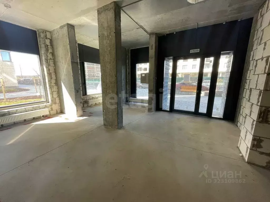 Торговая площадь в Тюменская область, Тюмень Интернациональная ул., ... - Фото 1