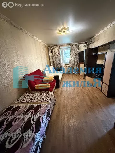 3-комнатная квартира: Балаково, Волжская улица, 61 (51 м) - Фото 1
