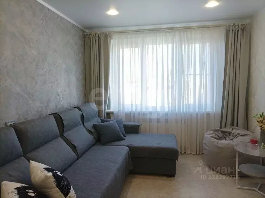 3-к кв. Челябинская область, Челябинск ул. Мира, 27 (65.0 м) - Фото 1