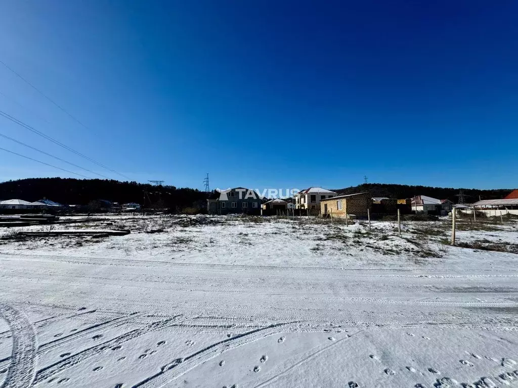 Участок в Крым, Симферопольский район, Добровское с/пос, с. Андрусово ... - Фото 1