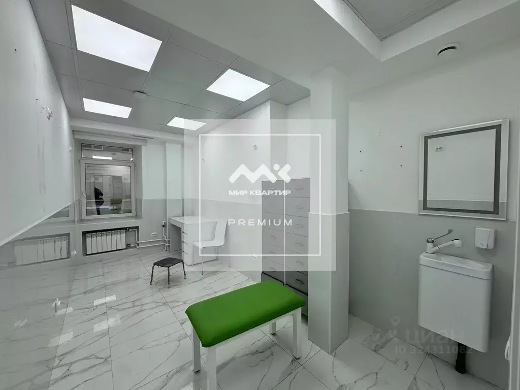 Помещение свободного назначения в Санкт-Петербург 2-я Советская ул., ... - Фото 1