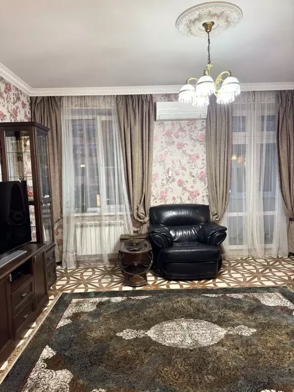 3-к кв. Москва Октябрьская ул., 56К1 (82.0 м) - Фото 1