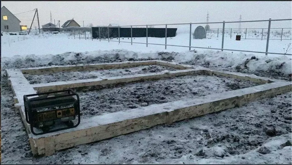 Участок в Ленинградская область, Гатчинский муниципальный округ, д. ... - Фото 2