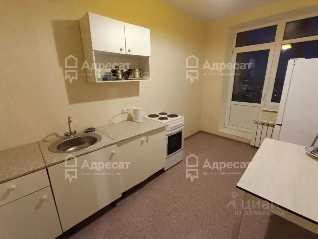 1-к кв. Волгоградская область, Волгоград ул. Маршала Воронова, 24 ... - Фото 1