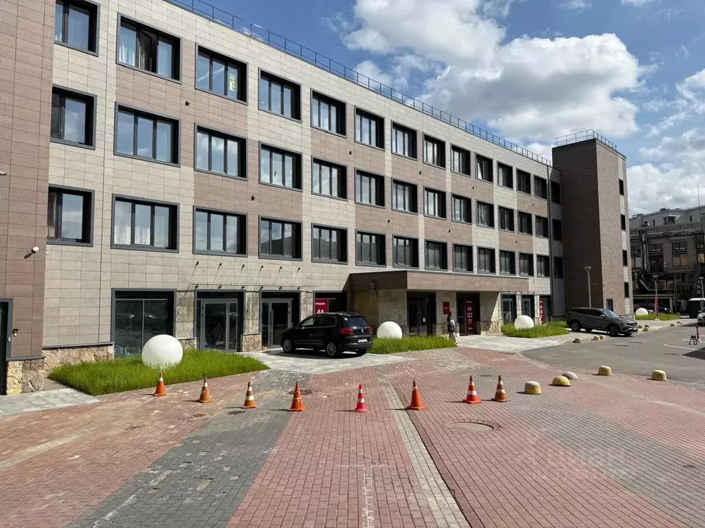 Гараж в Санкт-Петербург Песочная наб., 42к2Б (18 м) - Фото 1