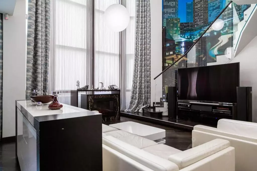 6-к кв. Москва Ельнинская ул., 15К3 (250.0 м) - Фото 1