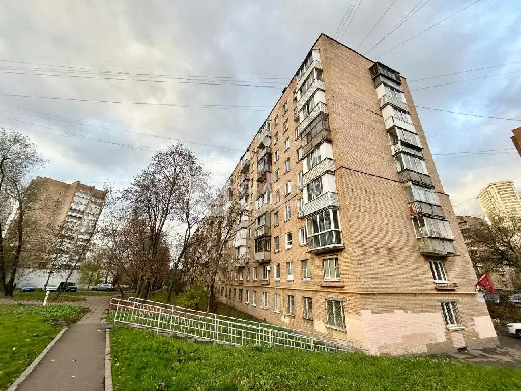 Продается 1-комнатная квартира - Фото 1