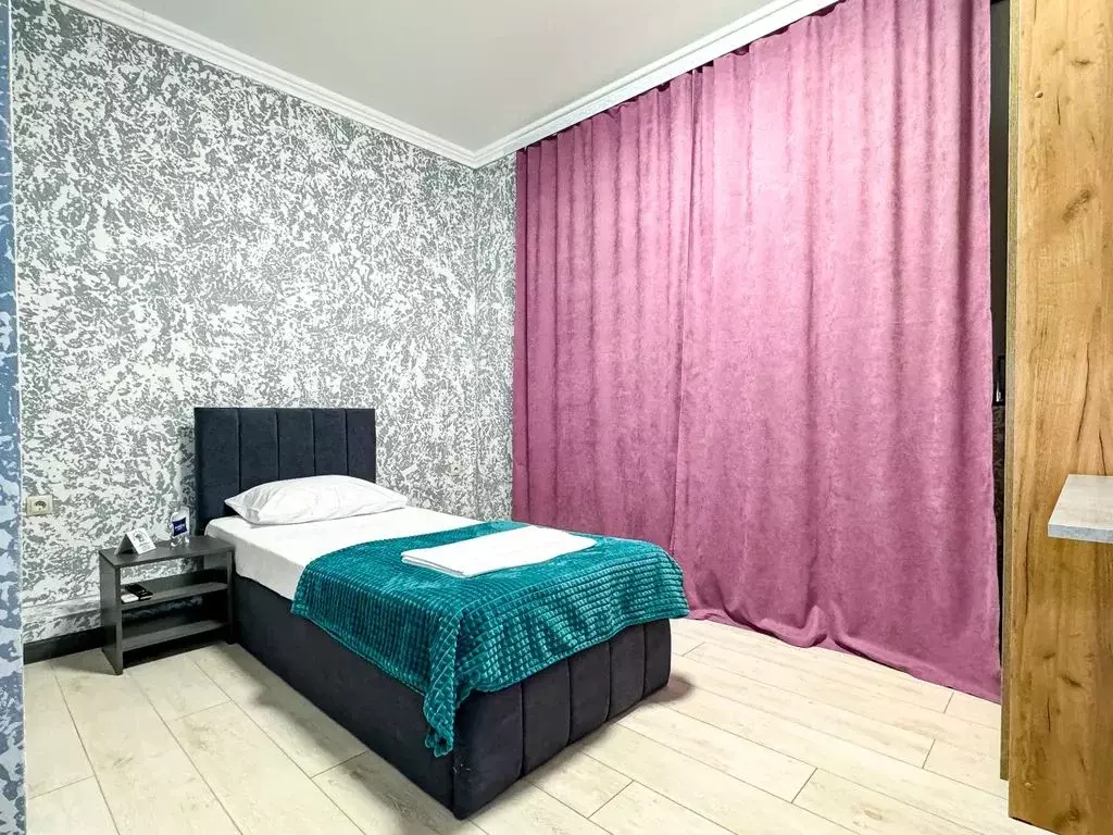 Комната Краснодарский край, Геленджик Колхозная ул., 77 - Фото 1