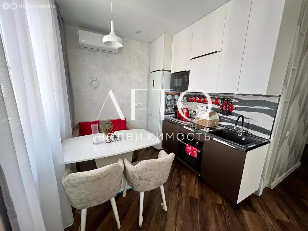 3-комнатная квартира: Сириус, улица Акаций, 34к9 (52 м) - Фото 1