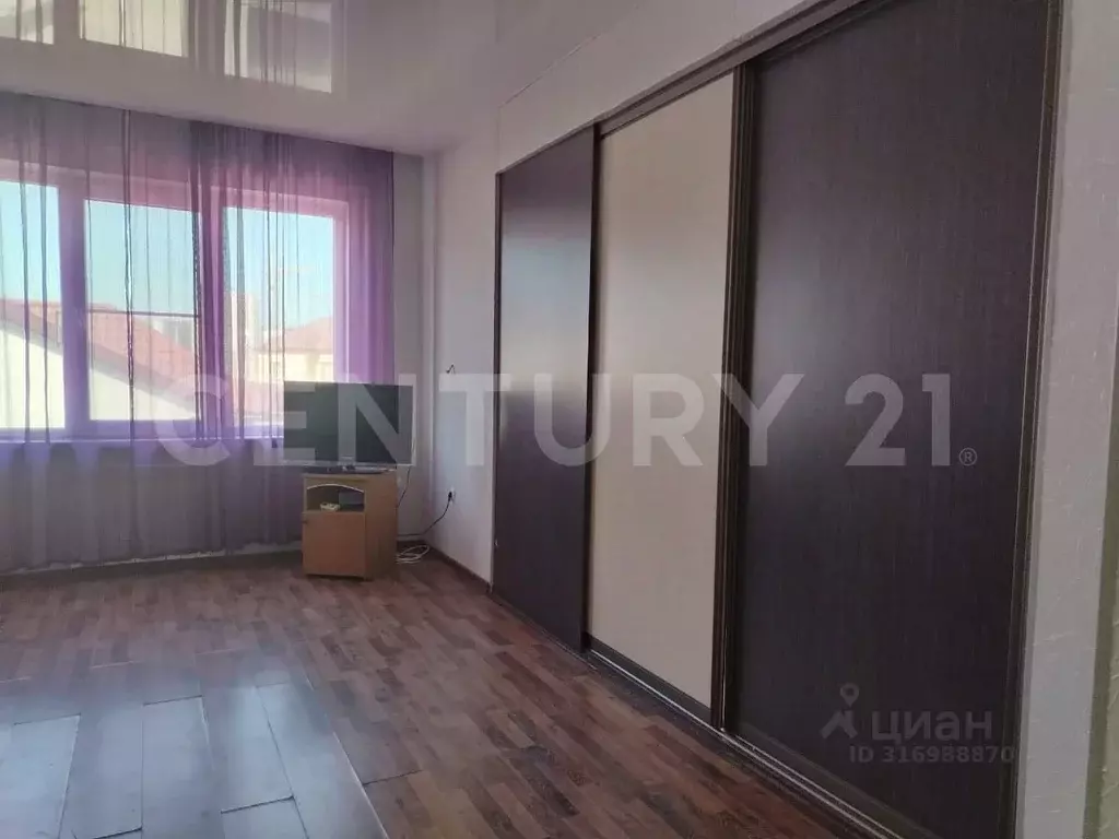 1-к кв. Краснодарский край, Новороссийск Суджукская ул., 78 (40.0 м) - Фото 1