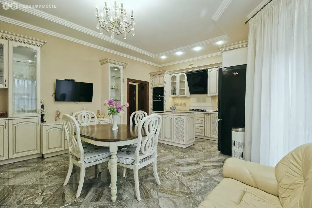 Дом в Калининград, улица Яблоневая Аллея (326 м) - Фото 1