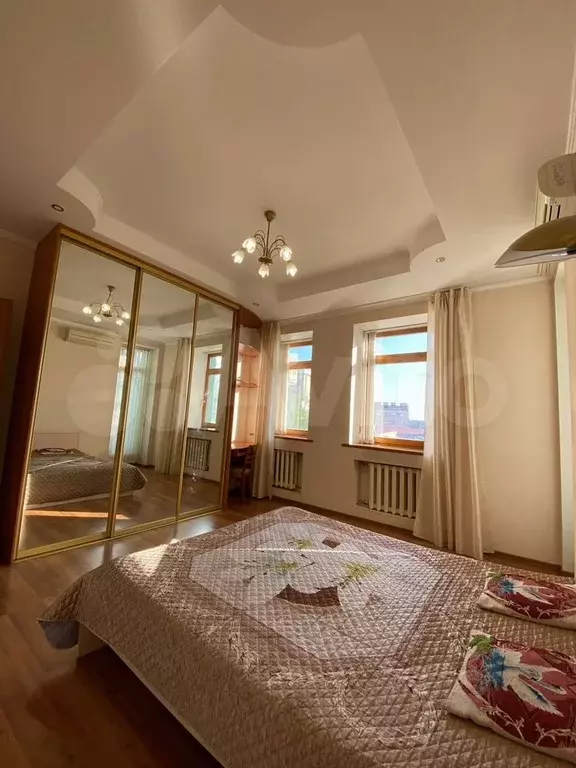 3-к. квартира, 70 м, 3/6 эт. - Фото 0
