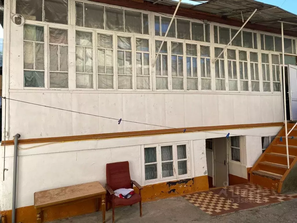 Дом в Дагестан, Махачкала ул. Эрлиха (100 м) - Фото 1