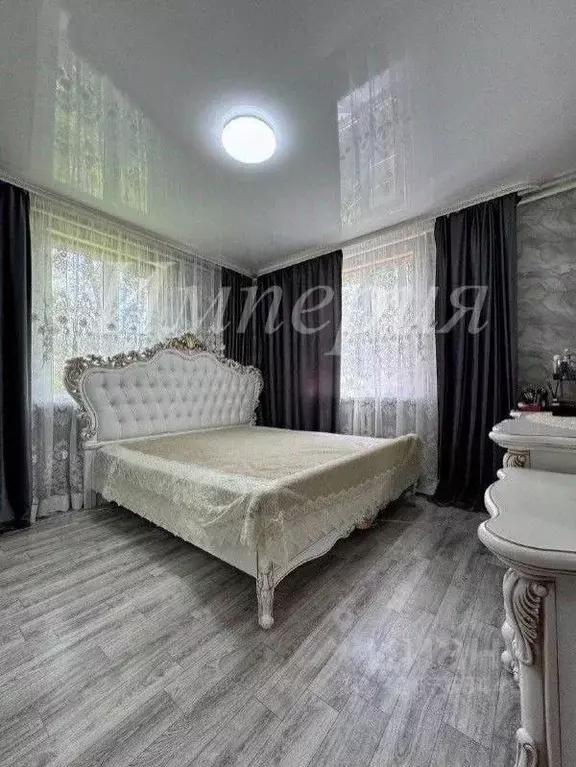 Дом в Краснодарский край, Новокубанский район, с. Ковалевское  (80 м) - Фото 1