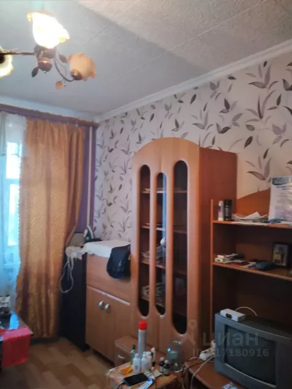 Комната Омская область, Омск просп. Космический, 97Ак3 (26.7 м) - Фото 0