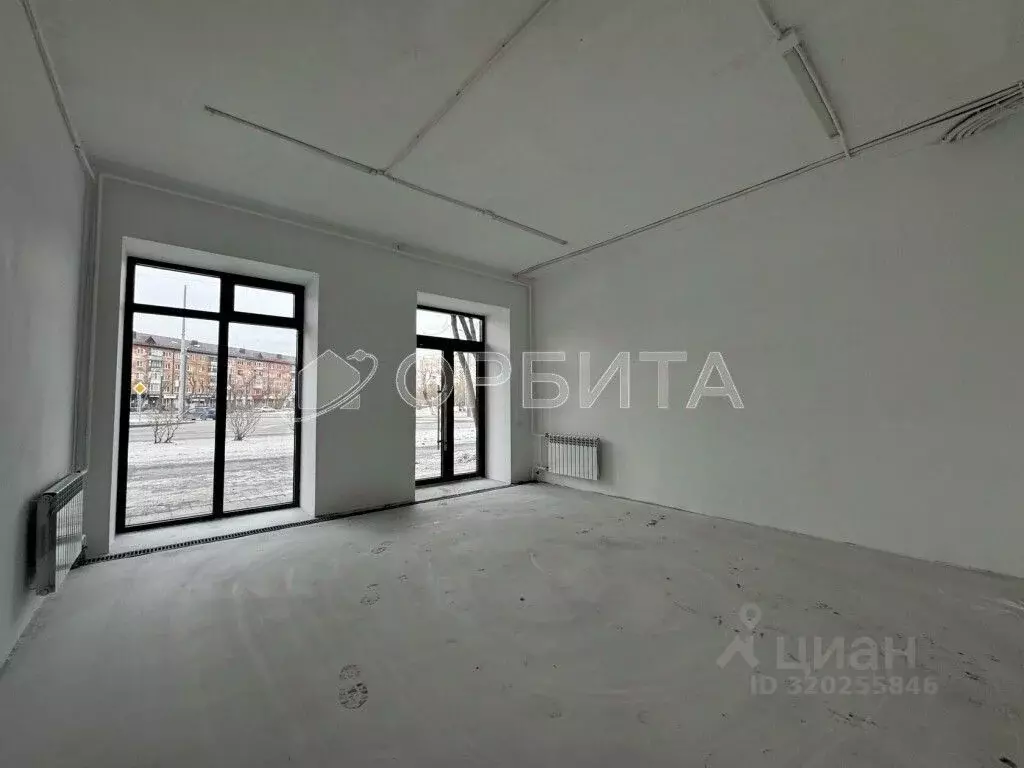 Помещение свободного назначения в Тюменская область, Тюмень Ямская ... - Фото 1