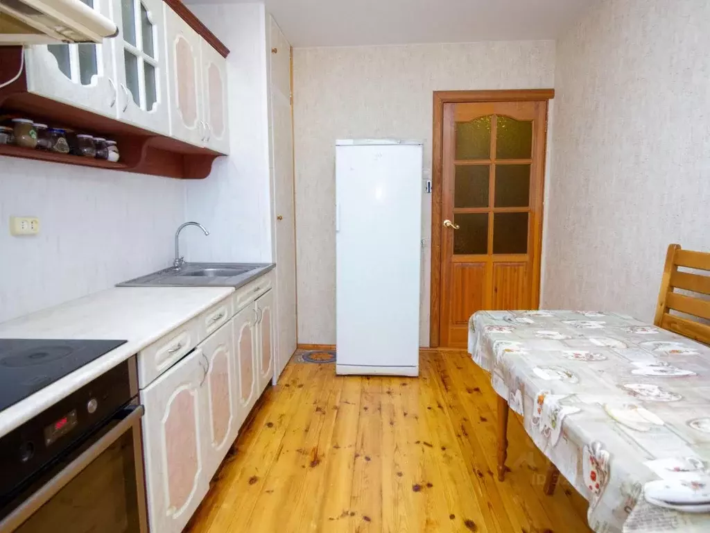 3-к кв. Ульяновская область, Ульяновск ул. 40-летия Победы, 5 (65.2 м) - Фото 1