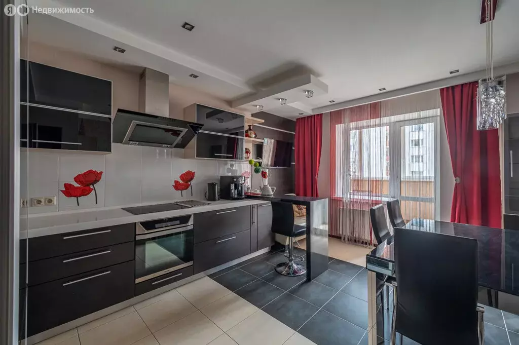 3-комнатная квартира: Екатеринбург, улица Крылова, 27 (97.2 м) - Фото 1