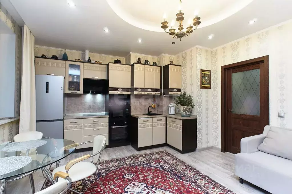 1-к кв. Тюменская область, Тюмень ул. 50 лет Октября, 75к1 (49.4 м) - Фото 1