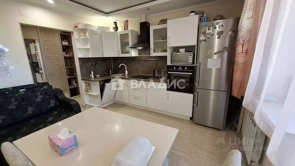 2-к кв. Бурятия, Улан-Удэ 112-й мкр, 35 (52.6 м) - Фото 0