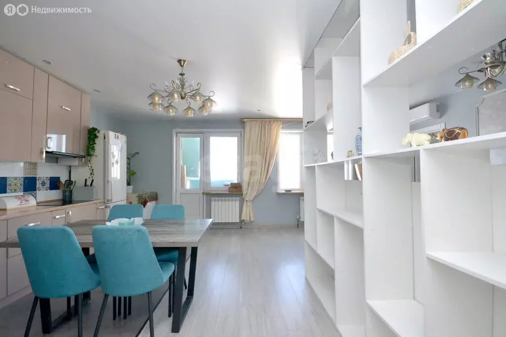 2-комнатная квартира: Якутск, 203-й микрорайон, 17 (73.5 м) - Фото 1