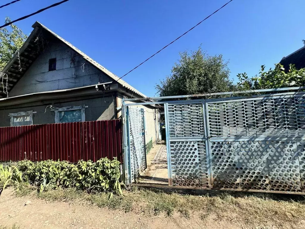 Дом в Саратовская область, Энгельсский район, Терновское муниципальное ... - Фото 1