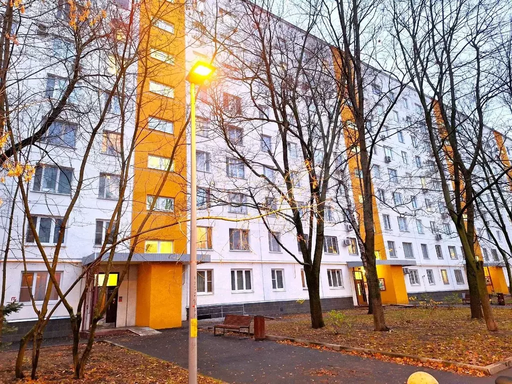 3-к. квартира, 60м, 9/9эт. - Фото 0