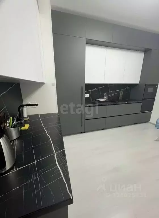 3-к кв. Санкт-Петербург ул. Верхне-Каменская, 11к1 (65.0 м) - Фото 2