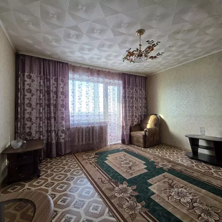 4-к кв. Хабаровский край, Амурск просп. Строителей, 64А (77.8 м) - Фото 1