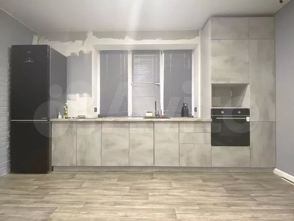 Квартира-студия, 32 м, 1/10 эт. - Фото 1