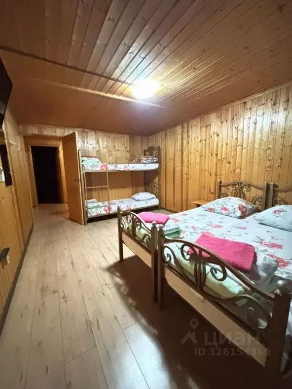 Дом в Воронежская область, Богучарский район, Залиманское с/пос, с. ... - Фото 2