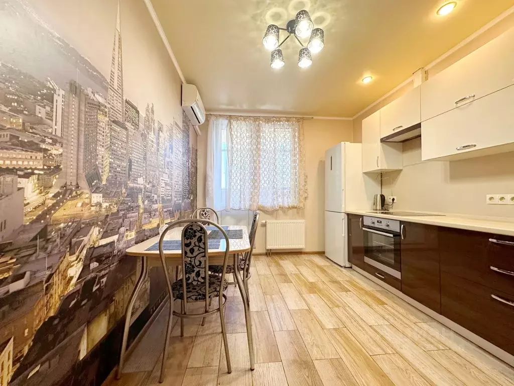 1-к кв. Татарстан, Казань Комсомольская ул., 1 (45.0 м) - Фото 1