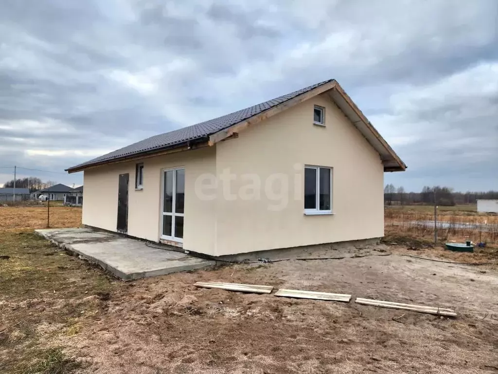 Дом в Калининградская область, Гурьевский муниципальный округ, пос. ... - Фото 1