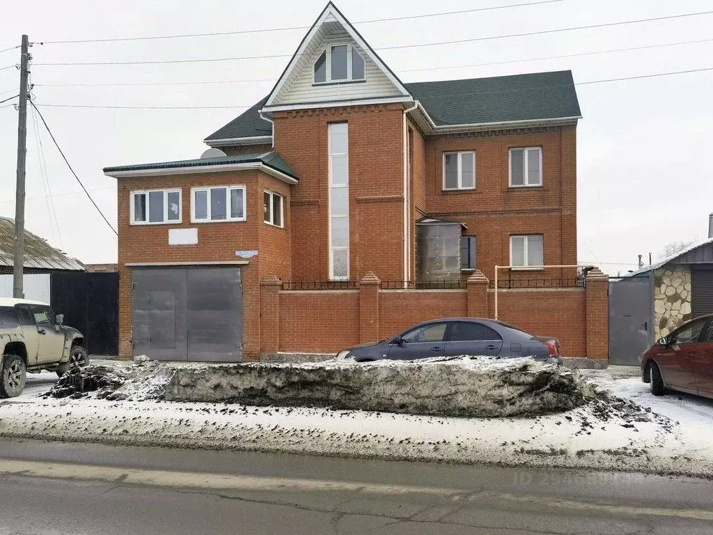 Дом в Омская область, Омск ул. 20-я Линия, 115 (490 м) - Фото 1