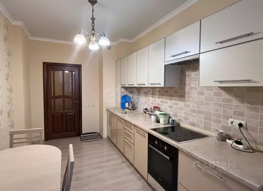 2-к кв. Татарстан, Казань ул. Хусаина Мавлютова, 42 (59.3 м) - Фото 1